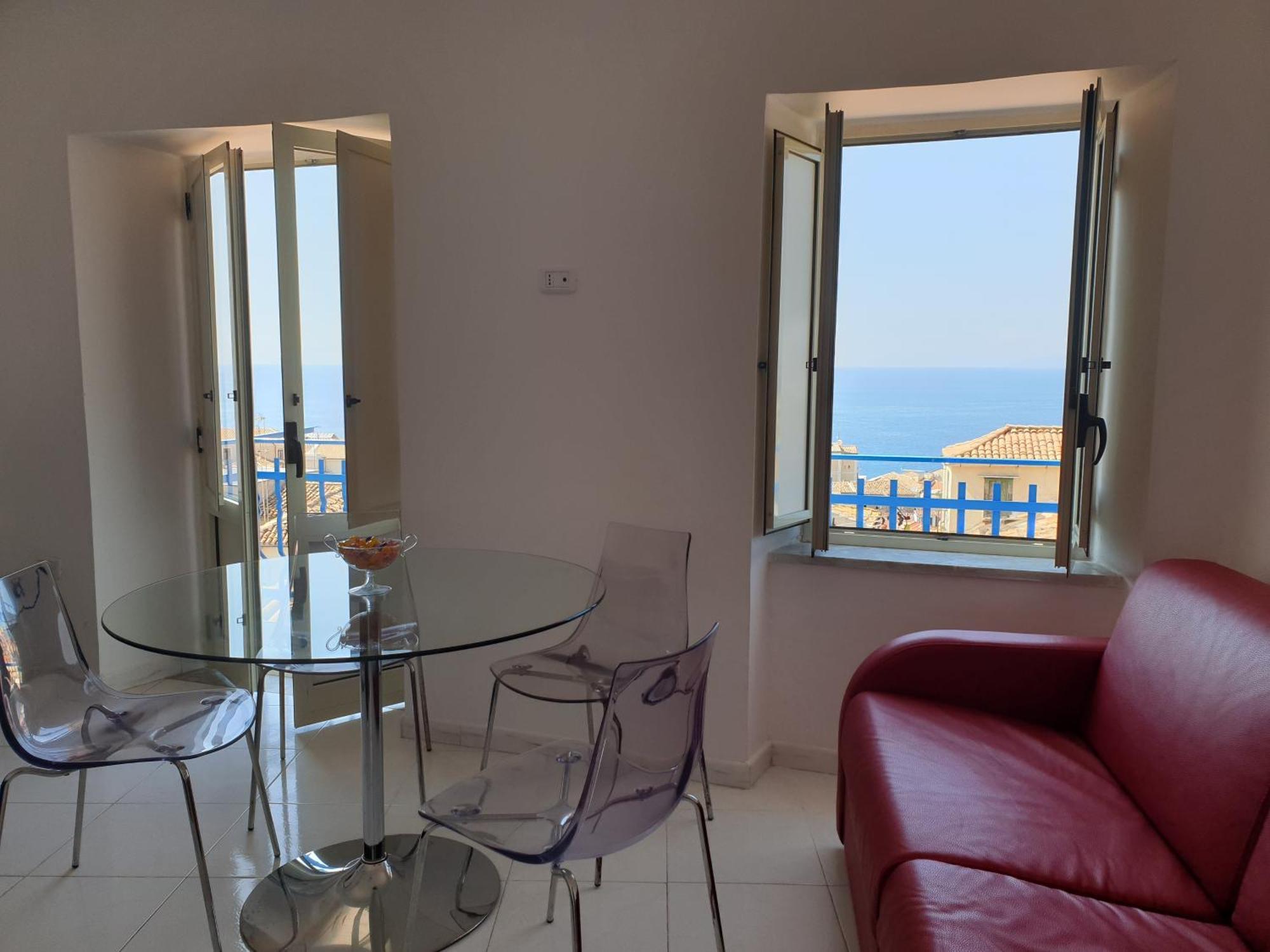 "Lo Studiolo" Apartment Пиццо Экстерьер фото